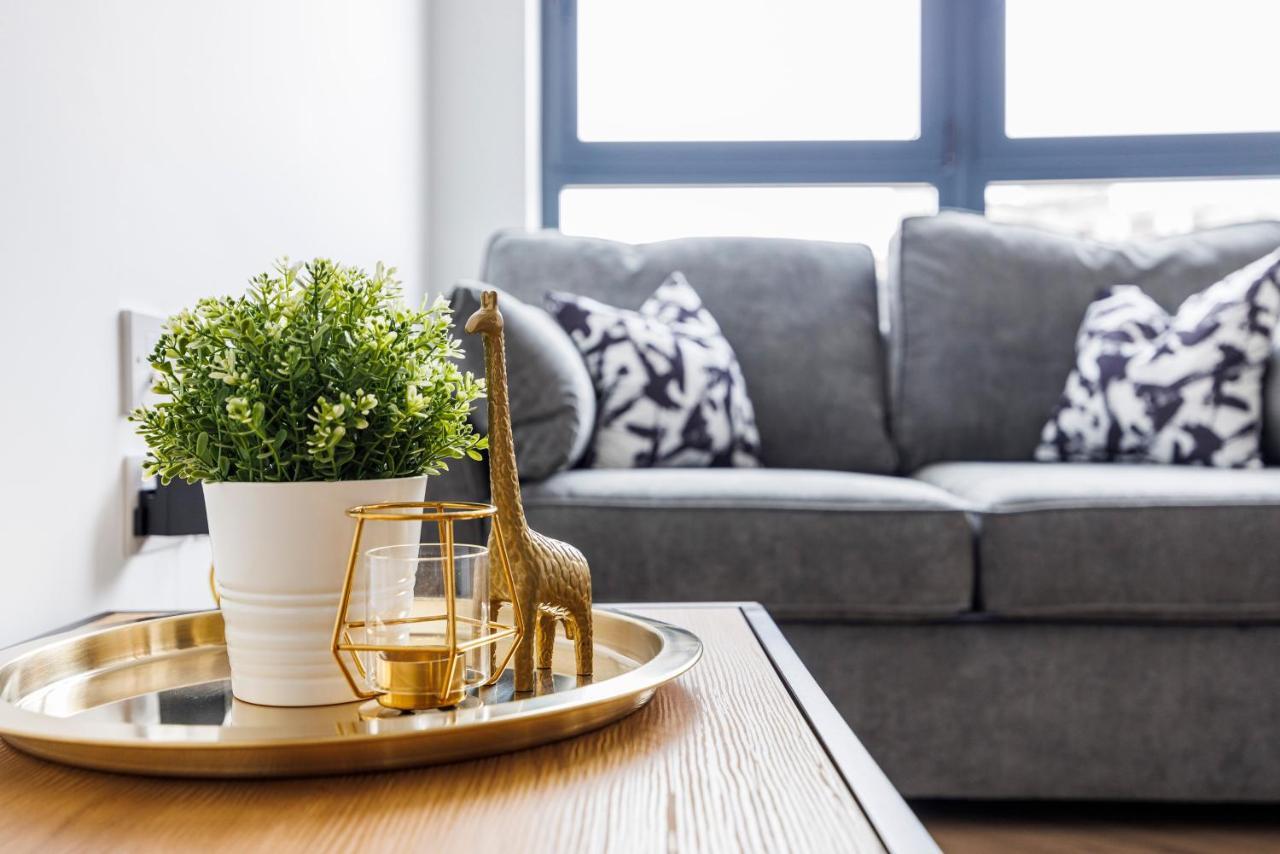 Cresta House - Modern Apartments لوتون المظهر الخارجي الصورة